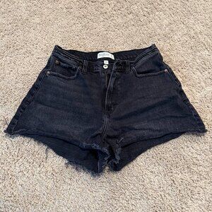 Abercrombie and Fitch The 90s Relaxed Cutoff Short Curve Love Size 29 Black